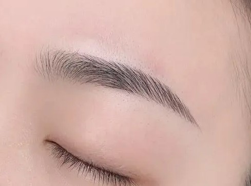 Top Benefits of Getting Eyebrow Embroidery in Singapore